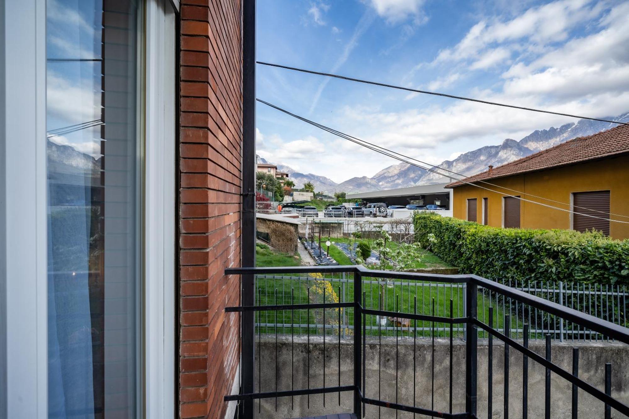 Casa Al Lario Apartman Pescate Kültér fotó